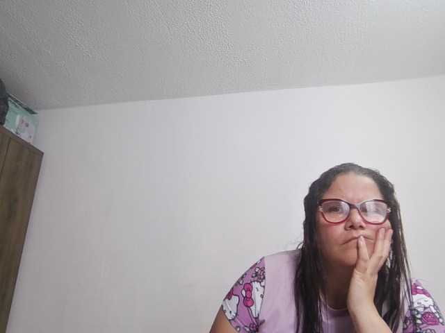 lucianamaster live cam on BongaCams