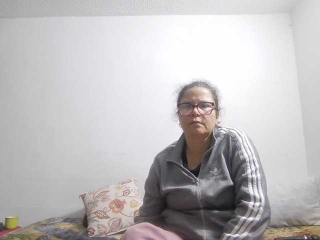 lucianamaster, en directo ahora en BongaCams
