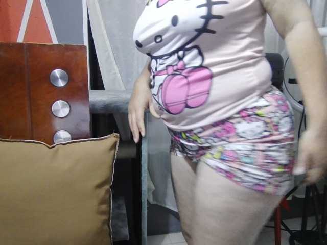 lucianamaster live cam on BongaCams