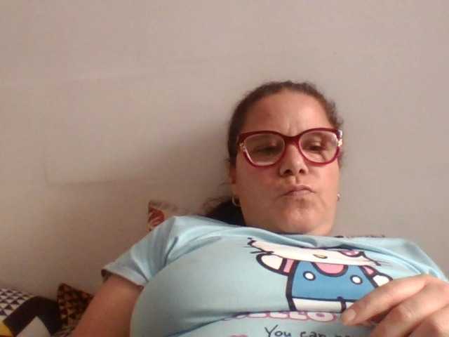 lucianamaster live cam on BongaCams