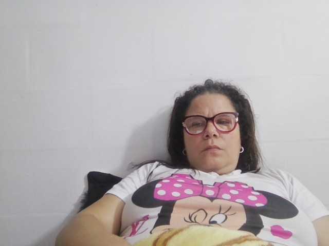 lucianamaster live cam on BongaCams