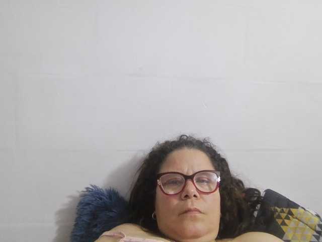 lucianamaster live cam on BongaCams
