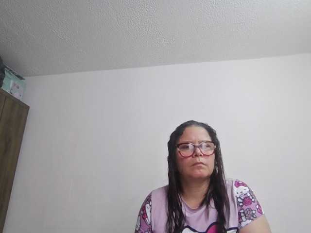 lucianamaster live cam on BongaCams