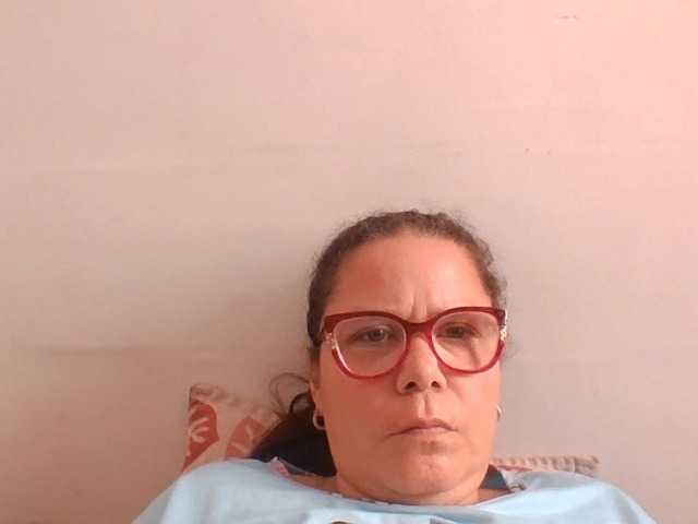 lucianamaster live cam on BongaCams