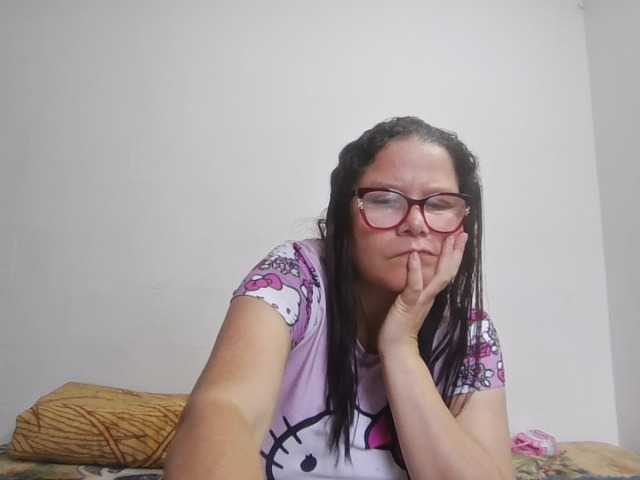 lucianamaster live cam on BongaCams
