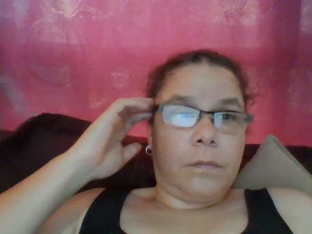 lucianamaster live cam on BongaCams