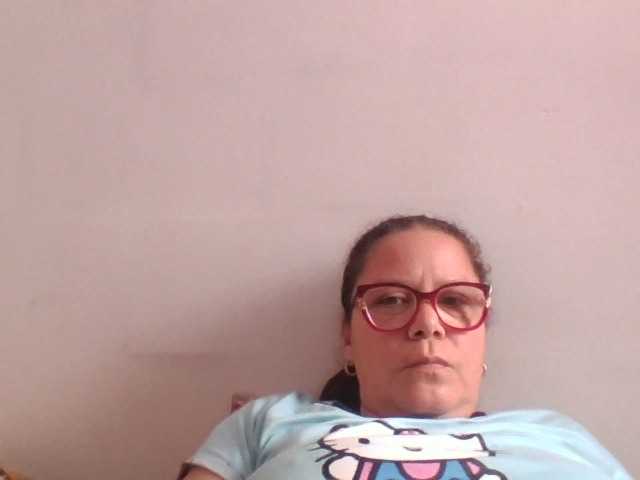 lucianamaster live cam on BongaCams