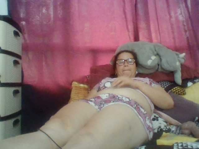 lucianamaster live cam on BongaCams