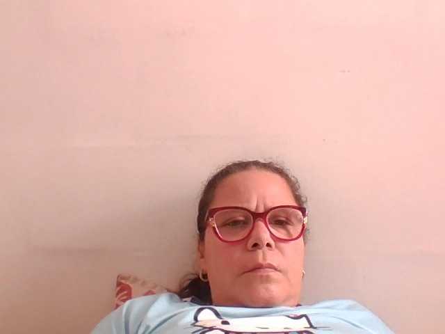 lucianamaster live cam on BongaCams