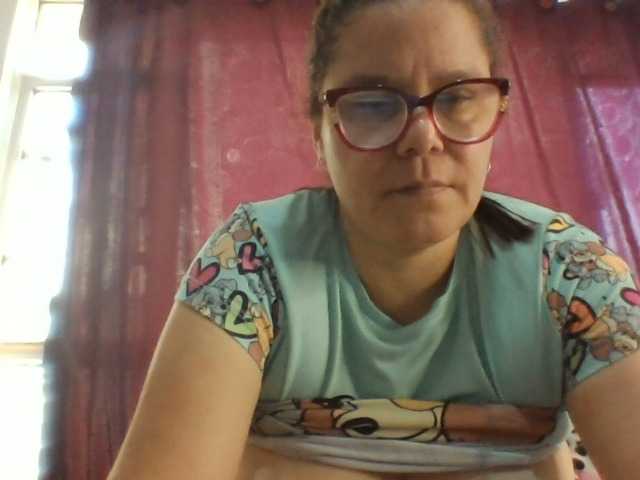 lucianamaster live cam on BongaCams
