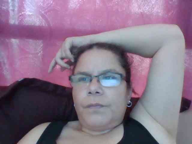 lucianamaster Live Webcam on BongaCams