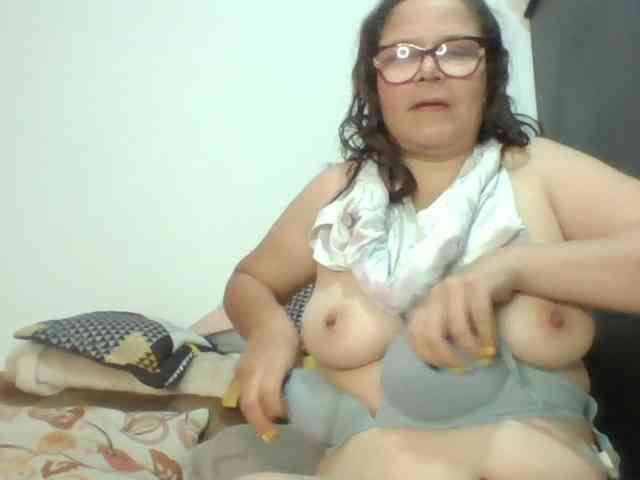 lucianamaster webcam