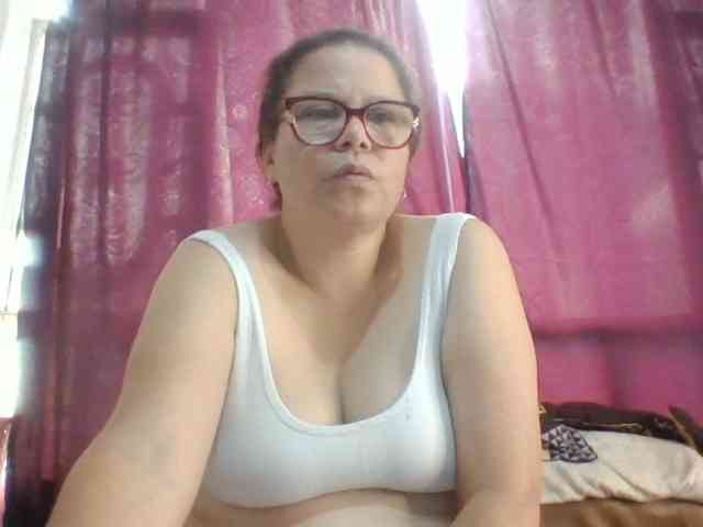 lucianamaster webcam