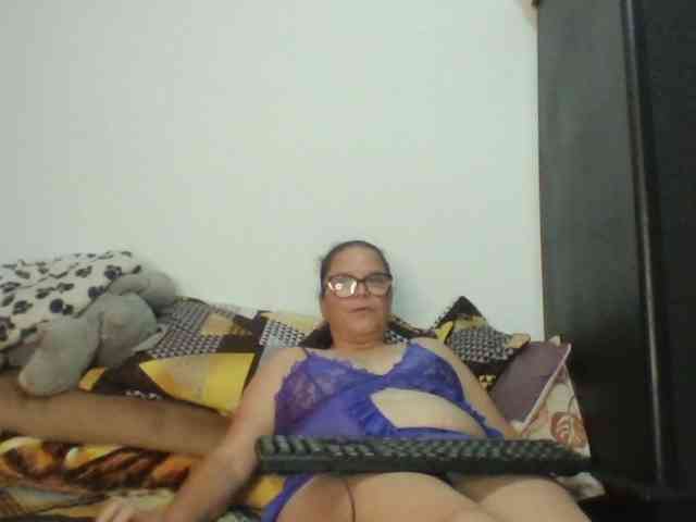 lucianamaster webcam