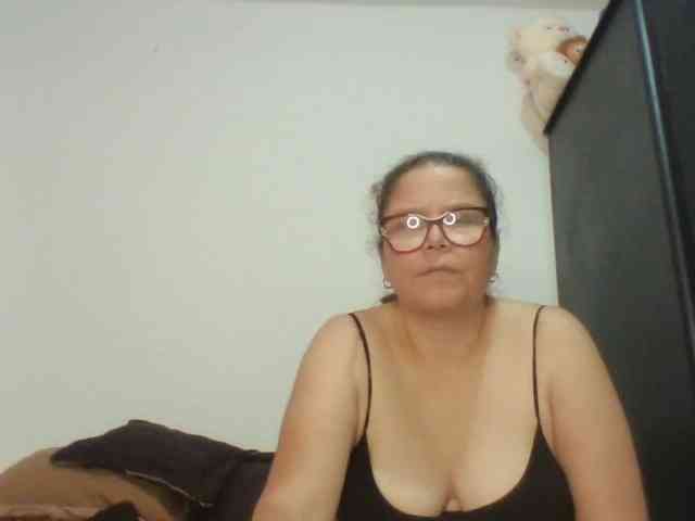 lucianamaster webcam