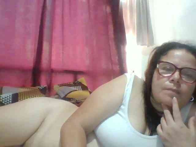 lucianamaster webcam