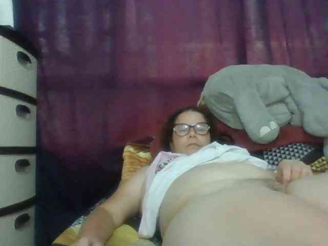 lucianamaster Live Webcam on BongaCams