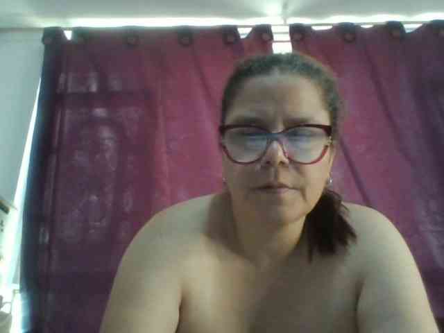 lucianamaster webcam