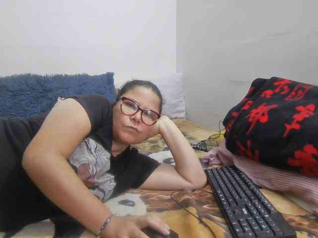 lucianamaster Live Webcam on BongaCams