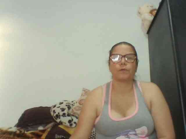 lucianamaster webcam