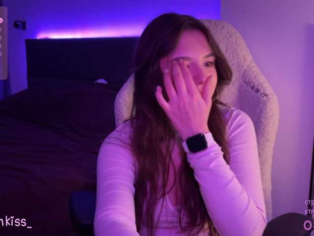 -FoxAlisa- live cam on BongaCams