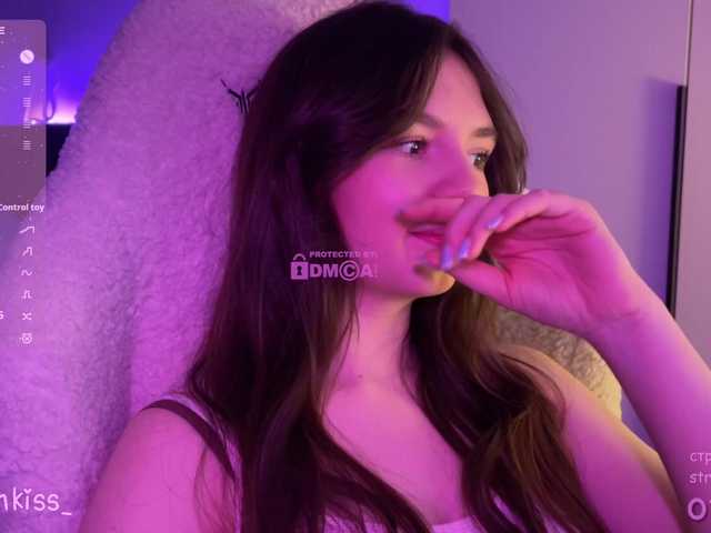 -FoxAlisa-'s BongaCams show and profile