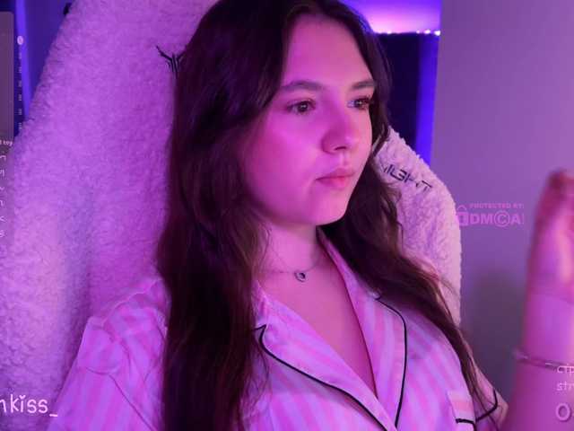 -FoxAlisa- live cam on BongaCams