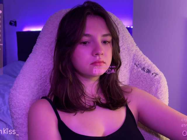 -FoxAlisa- live cam on BongaCams