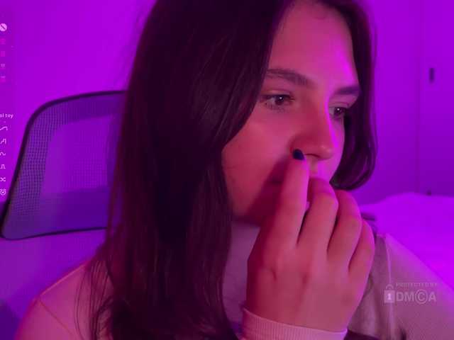 -FoxAlisa- live cam on BongaCams