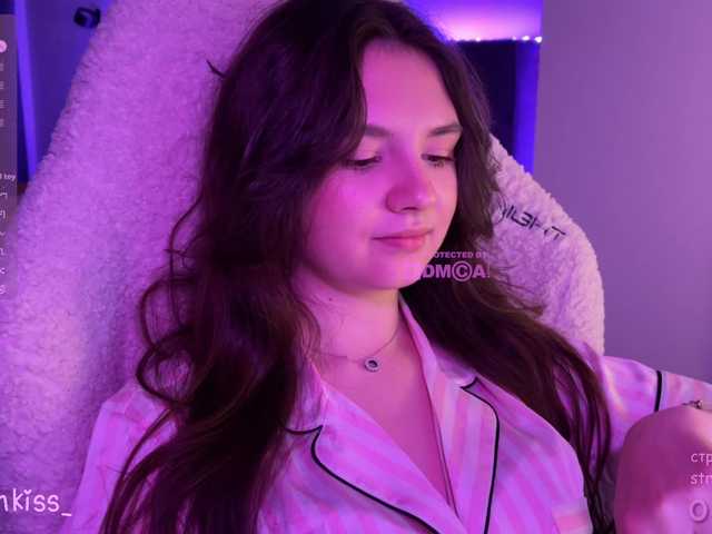 -FoxAlisa- live cam on BongaCams
