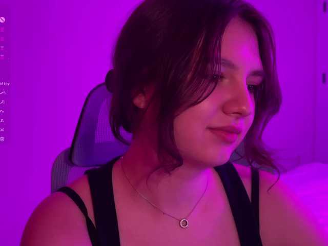 -FoxAlisa- live cam on BongaCams