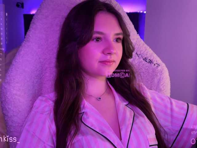 -FoxAlisa- live cam on BongaCams