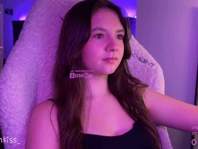 -FoxAlisa- live cam on BongaCams