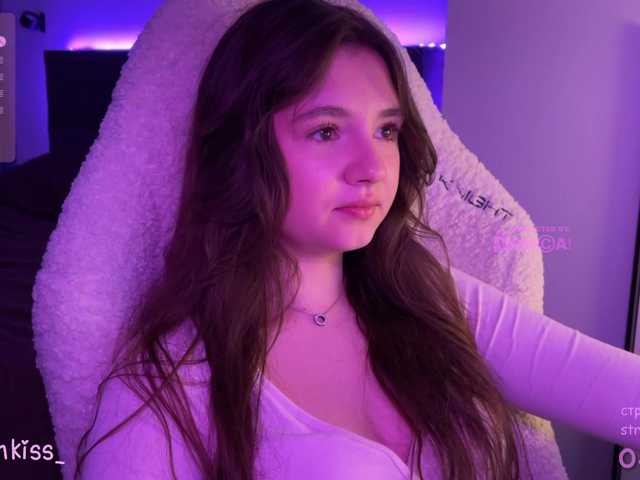 -FoxAlisa- live cam on BongaCams