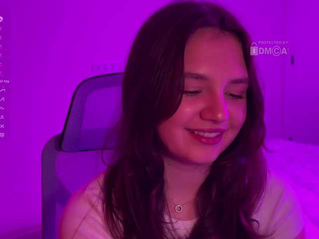 -FoxAlisa- live cam on BongaCams