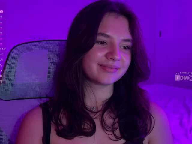 -FoxAlisa- live cam on BongaCams