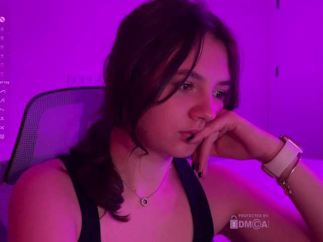 -FoxAlisa- live cam on BongaCams