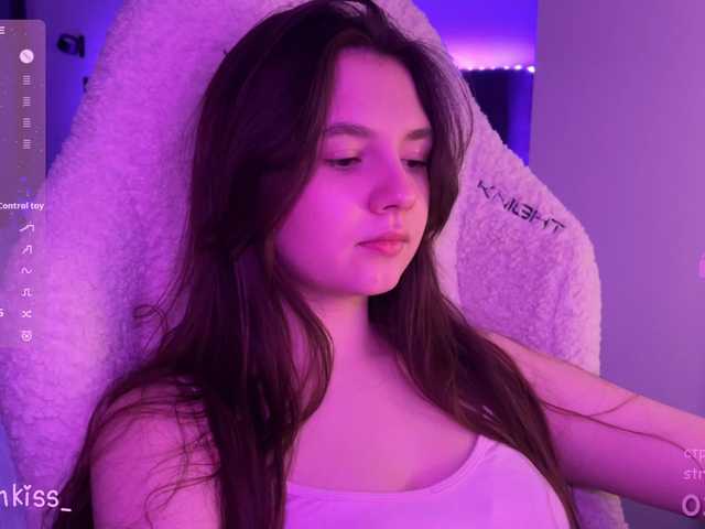 -FoxAlisa-'s BongaCams show and profile