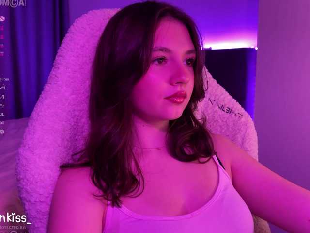 -FoxAlisa- live cam on BongaCams