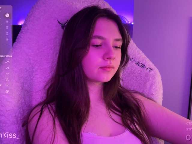 -FoxAlisa-'s BongaCams show and profile