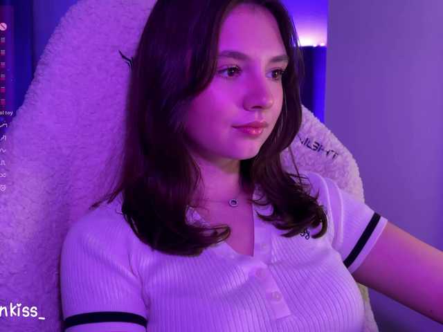-FoxAlisa- live cam on BongaCams