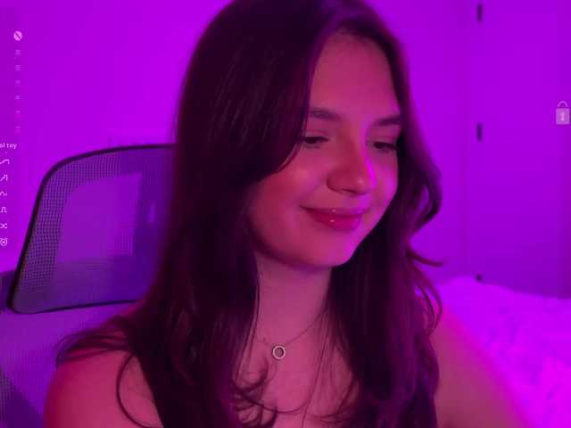 -FoxAlisa- live cam on BongaCams
