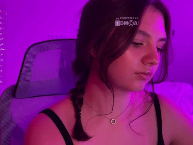 -FoxAlisa- live cam on BongaCams