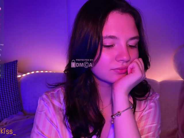 -FoxAlisa- live cam on BongaCams