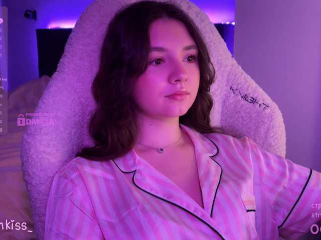 -FoxAlisa- live cam on BongaCams