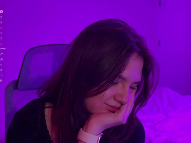 -FoxAlisa- live cam on BongaCams