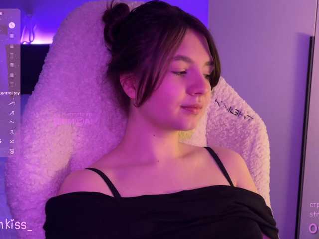 -FoxAlisa-'s BongaCams show and profile