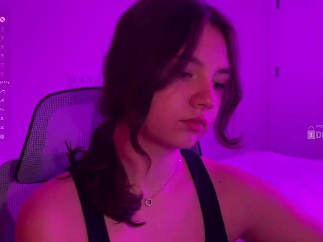 -FoxAlisa- live cam on BongaCams
