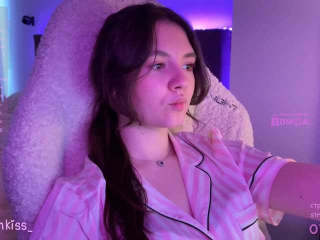 -FoxAlisa- live cam on BongaCams