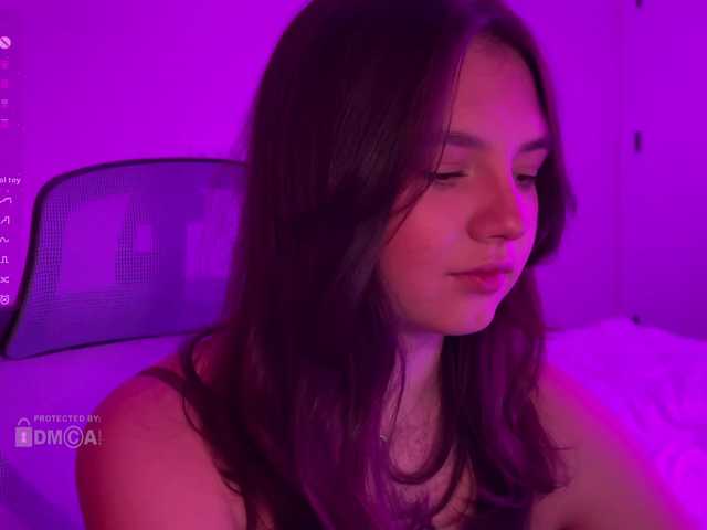 -FoxAlisa- live cam on BongaCams